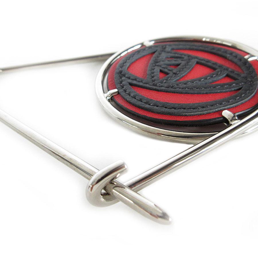 LOEWE（ロエベ） チャーム メタル/レザー シルバー/レッド/ブラック