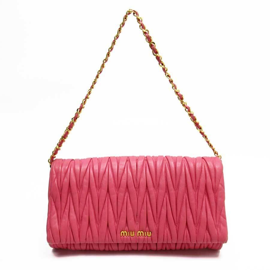 美品　ミュウミュウ　マテラッセ ショルダーバッグ　クラッチバッグ　2way ミュウミュウ マテラッセ 2WAY クラッチバッグ 斜め掛けショルダー