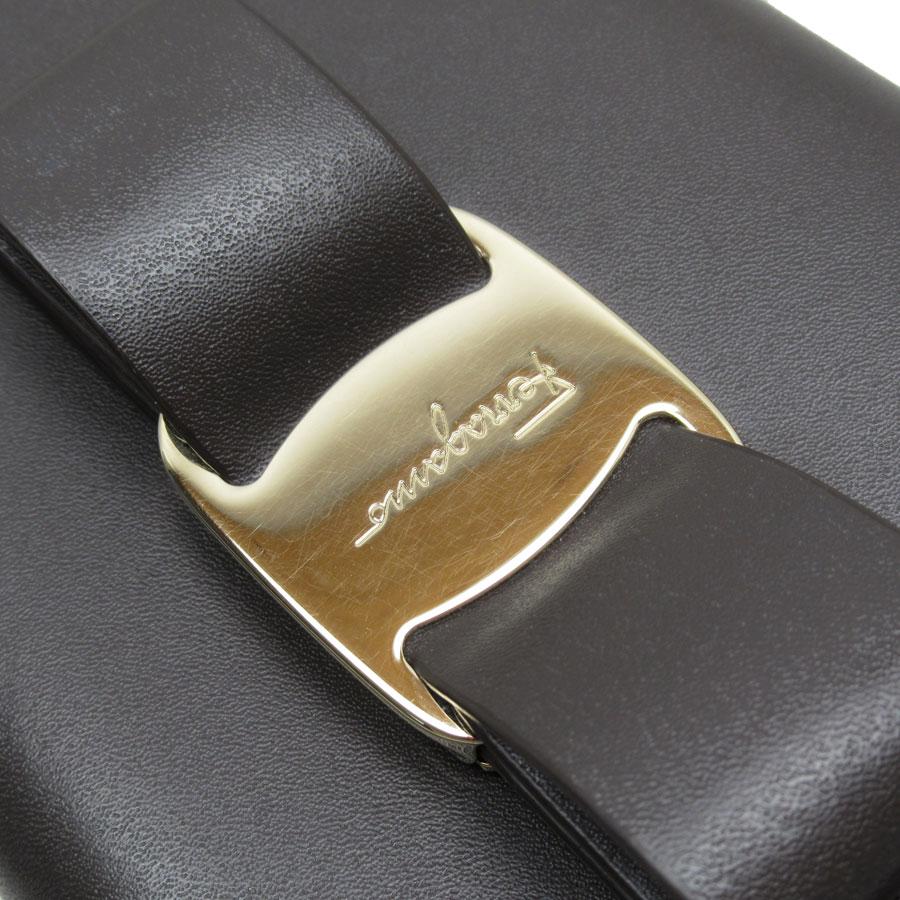 サルヴァトーレフェラガモ Salvatore Ferragamo 長財布 レザー