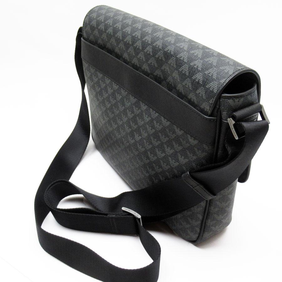 エンポリオ　アルマーニ　ショルダーバッグ　メッセンジャーバッグ　PVC EMPORIO ARMANI エンポリオ アルマーニ Emporio Armani 斜め掛け