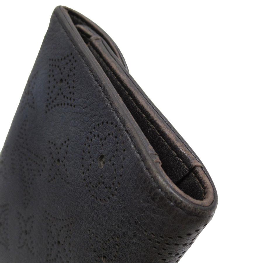 LOUIS VUITTON ルイ ヴィトン 長財布 マヒナ ポルトフォイユ LOUIS VUITTON ルイ ヴィトン 長財布 マヒナ ポルトフォイユ