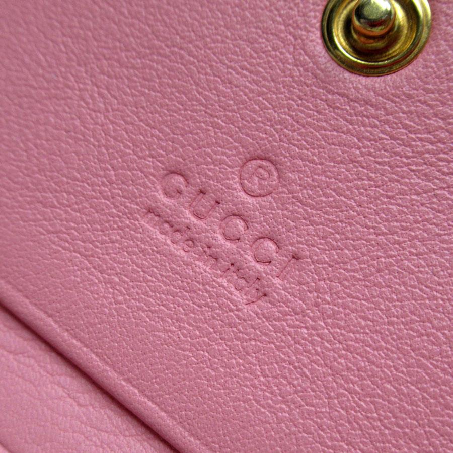 GUCCI（グッチ） 二つ折り財布 GGMarmont パイソン ピンク : ブランド