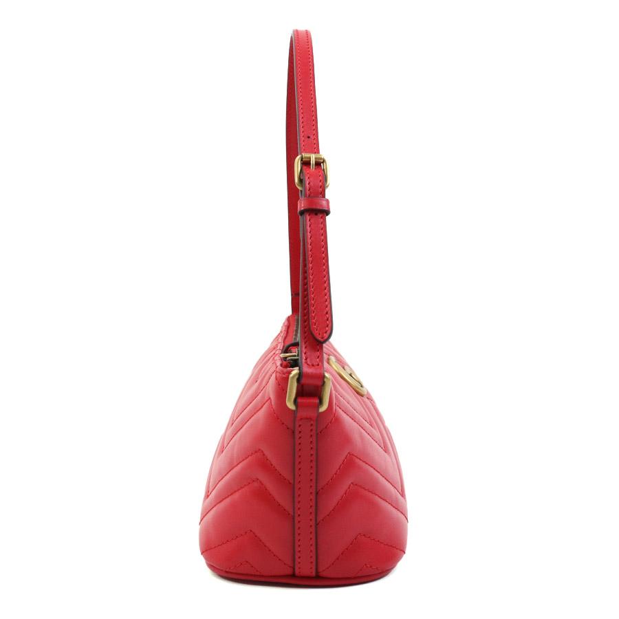 GUCCI ショルダーバッグ レッド GUCCI（グッチ） ショルダーバッグ GGマーモント レザー レッド