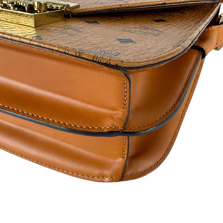 MCM（エムシーエム） エム シー エム ショルダーバッグ レザー
