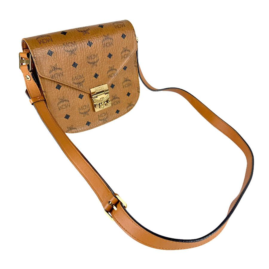MCM（エムシーエム） エム シー エム ショルダーバッグ レザー