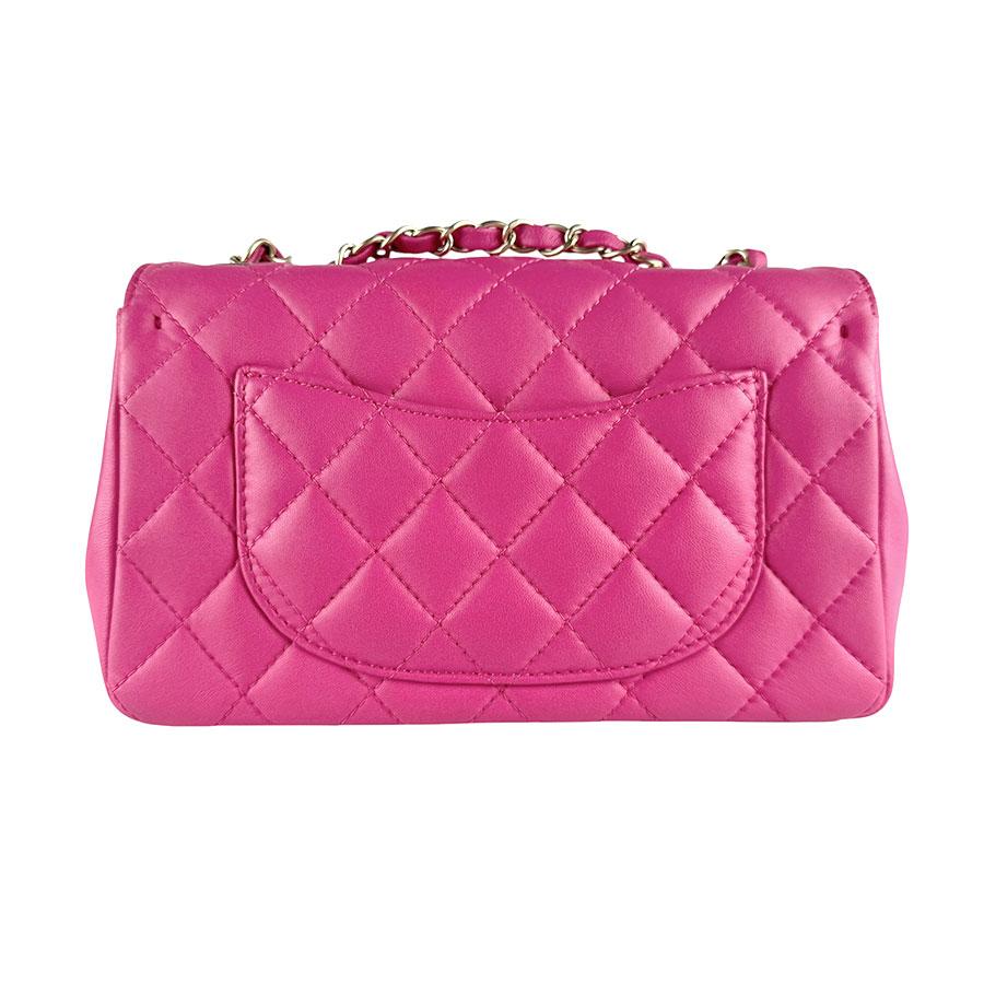 CHANEL（シャネル） ショルダーバッグ マトラッセ ラムスキン ピンク
