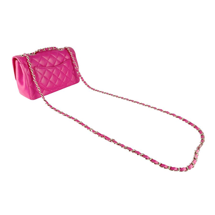 CHANEL（シャネル） ショルダーバッグ マトラッセ ラムスキン ピンク