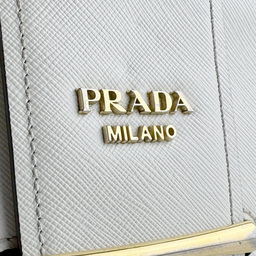 PRADA（プラダ） ショルダーバッグ レザー ホワイト : ブランド