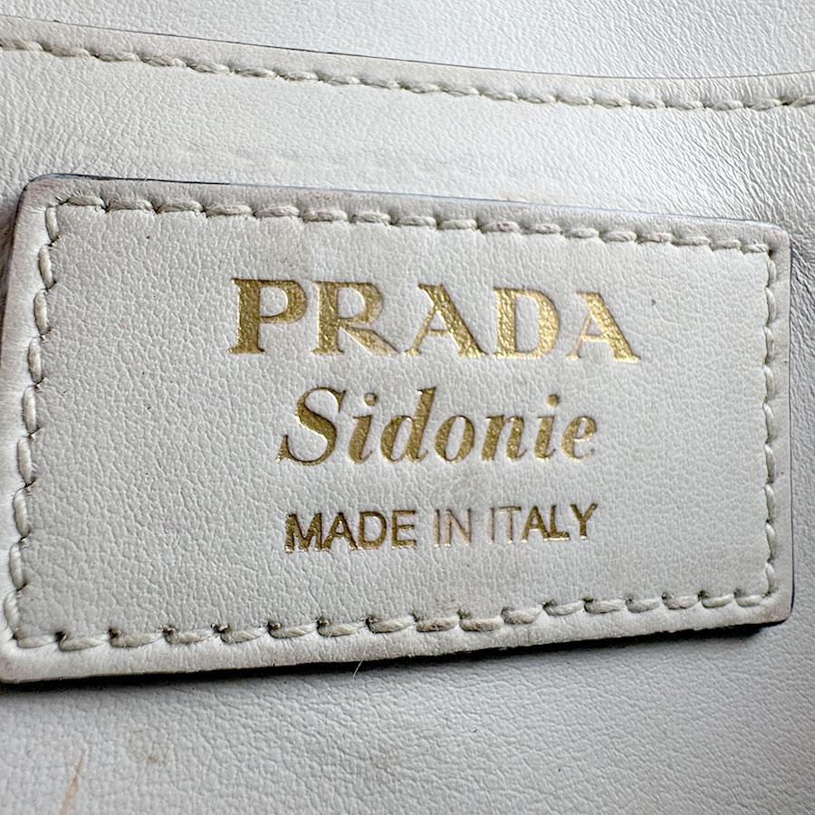 PRADA（プラダ） ショルダーバッグ レザー ホワイト : ブランド