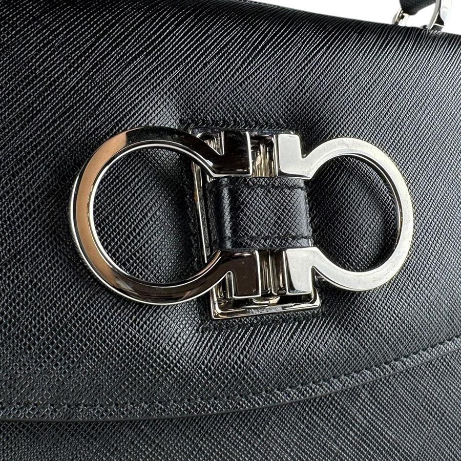 サルヴァトーレフェラガモ Salvatore Ferragamo ハンドバッグ ダブル