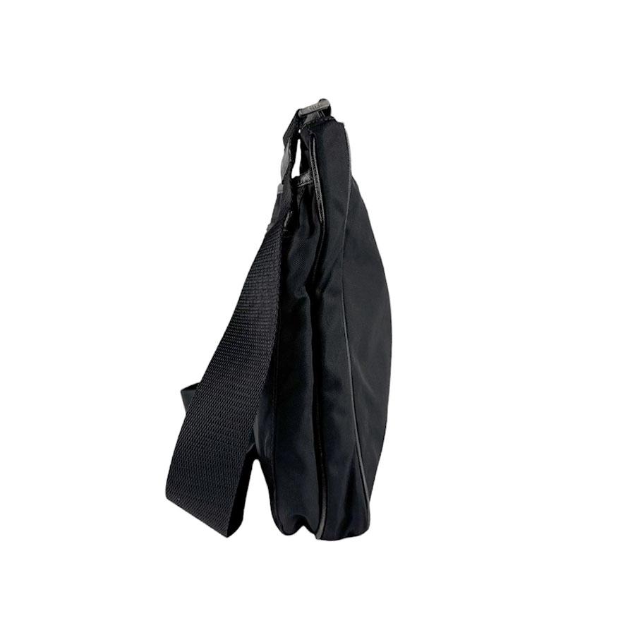 【美品】プラダPRADA ナイロン ショルダーバッグ ブラック PRADA（プラダ） ショルダーバッグ ナイロン ブラック : ブランド