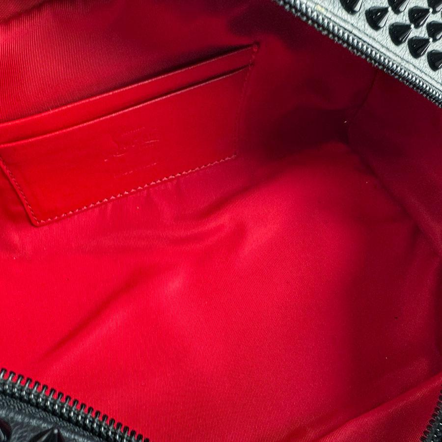 Christian Louboutin（クリスチャンルブタン） セカンドバッグ