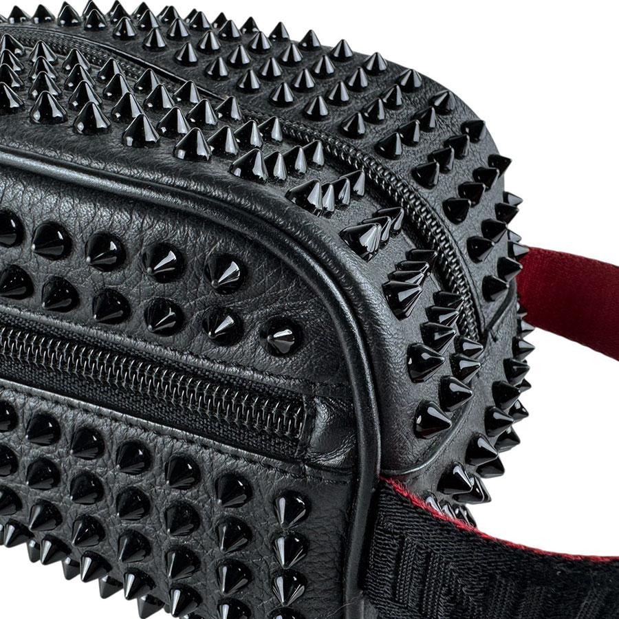 Christian Louboutin（クリスチャンルブタン） セカンドバッグ