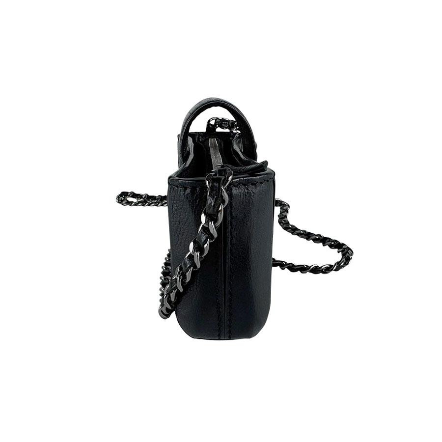 美品　CHANEL ブラック レザー ショルダーバッグ　黒　レア CHANEL（シャネル） ショルダーバッグ ミニショルダーバッグ レザー