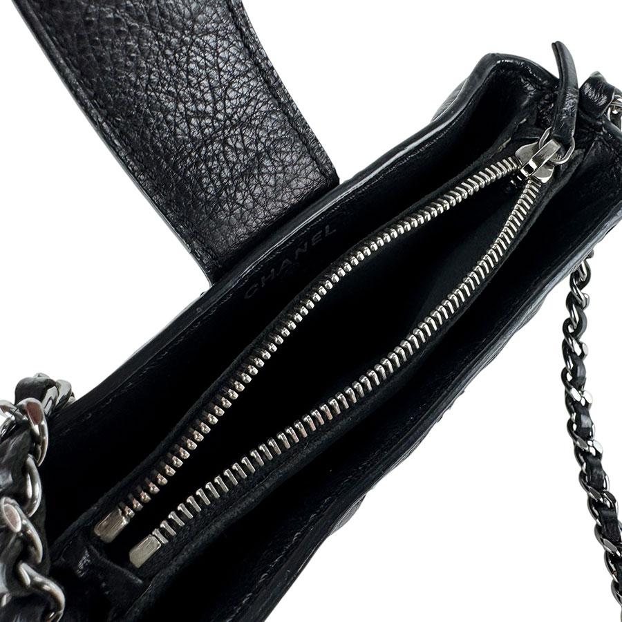 CHANEL 黒 レザー ショルダーバッグ CHANEL（シャネル） ショルダーバッグ ミニショルダーバッグ レザー