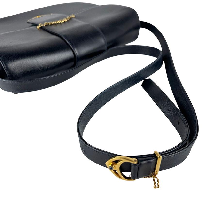 Cartier（カルティエ） ショルダーバッグ サファイアライン レザー