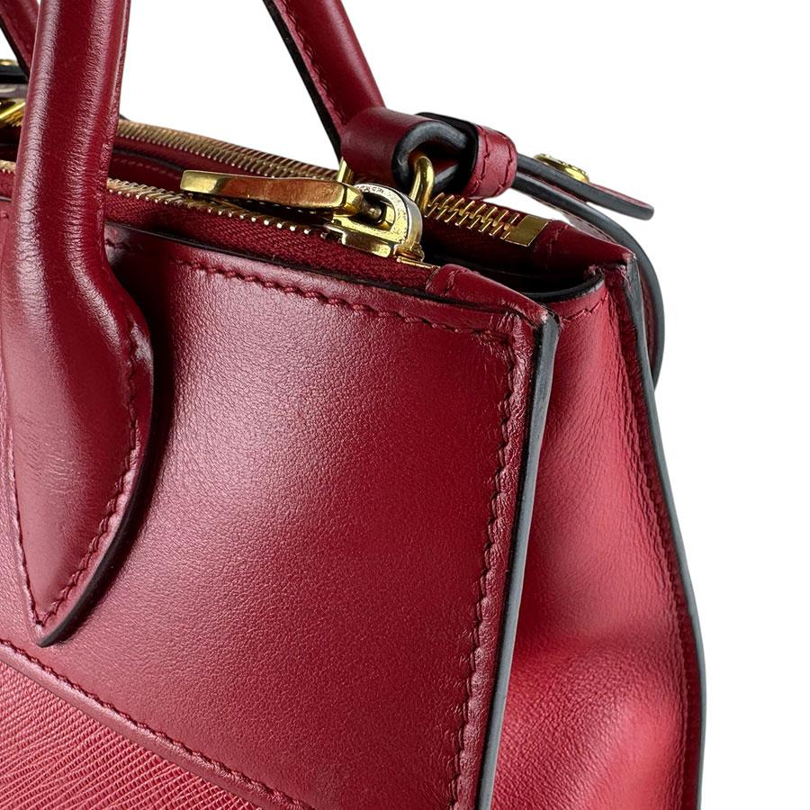 PRADA（プラダ） ハンドバッグ ショルダーバッグ レザー レッド