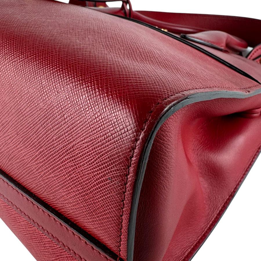 PRADA（プラダ） ハンドバッグ ショルダーバッグ レザー レッド