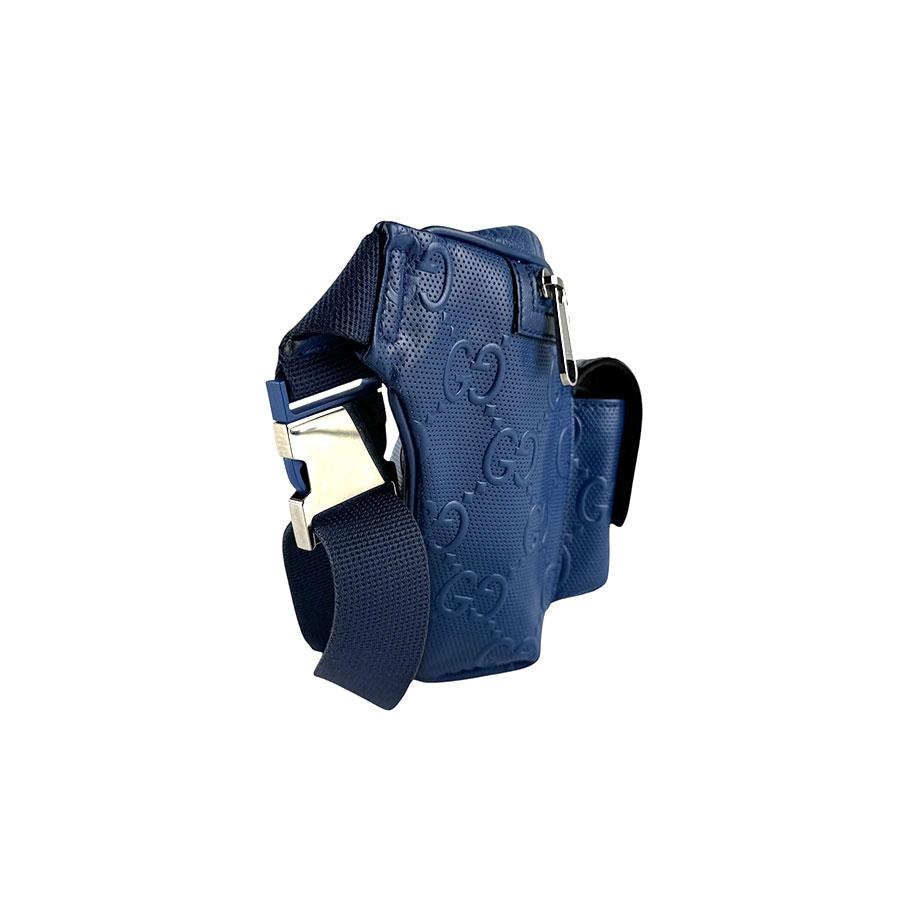 GUCCI（グッチ） ボディバッグ ウエストバッグ GGエンボス レザー