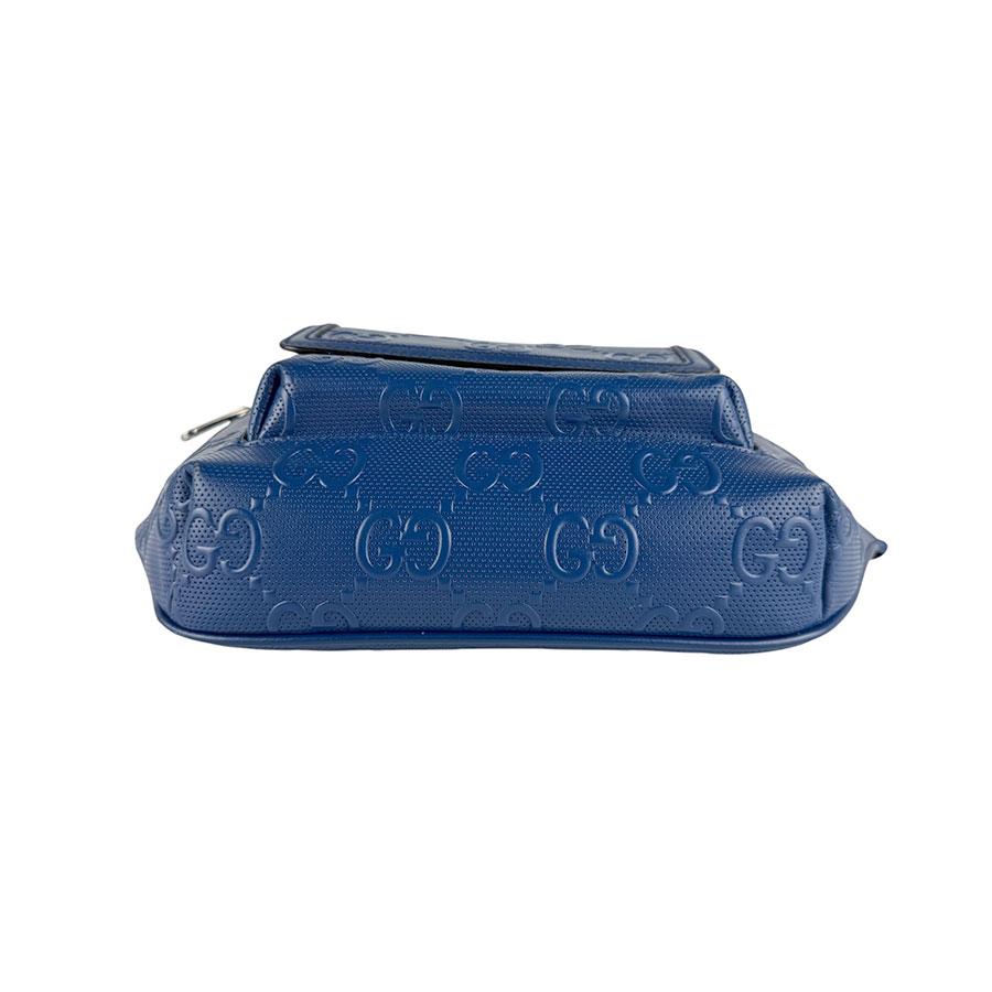 GUCCI GGロゴ エンボスレザー ボディバッグ ブルー GUCCI（グッチ） ボディバッグ ウエストバッグ GGエンボス レザー