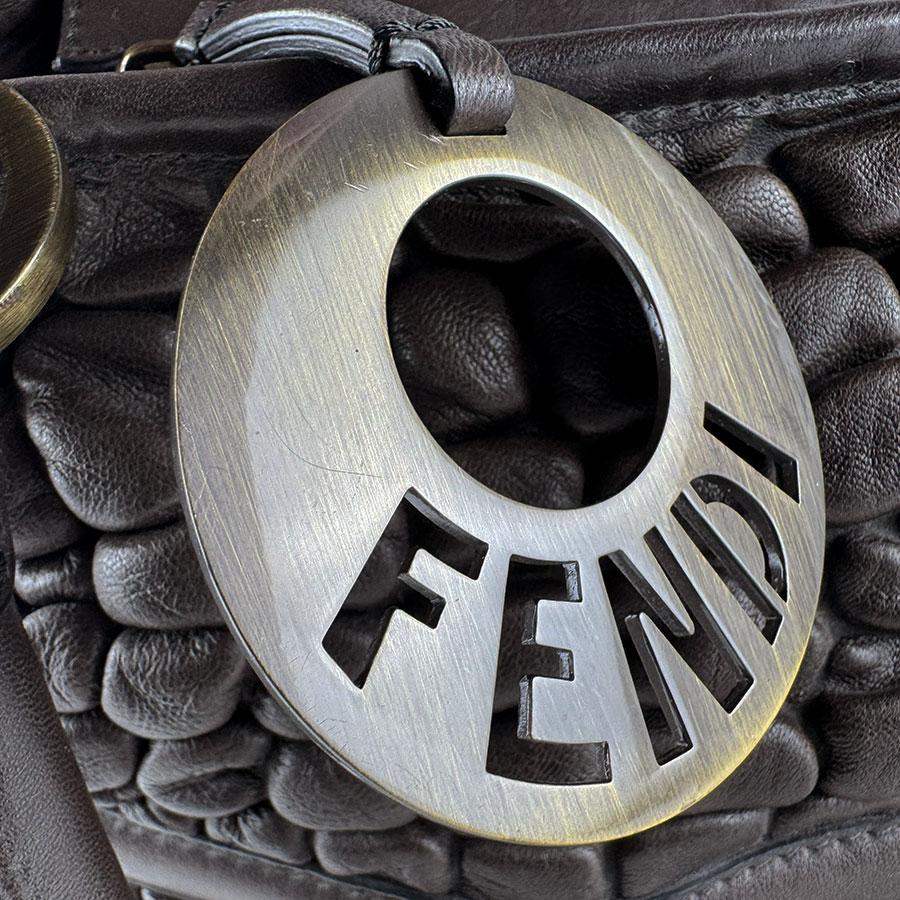 FENDI（フェンディ） ショルダーバッグ レザー ブラウン : ブランド