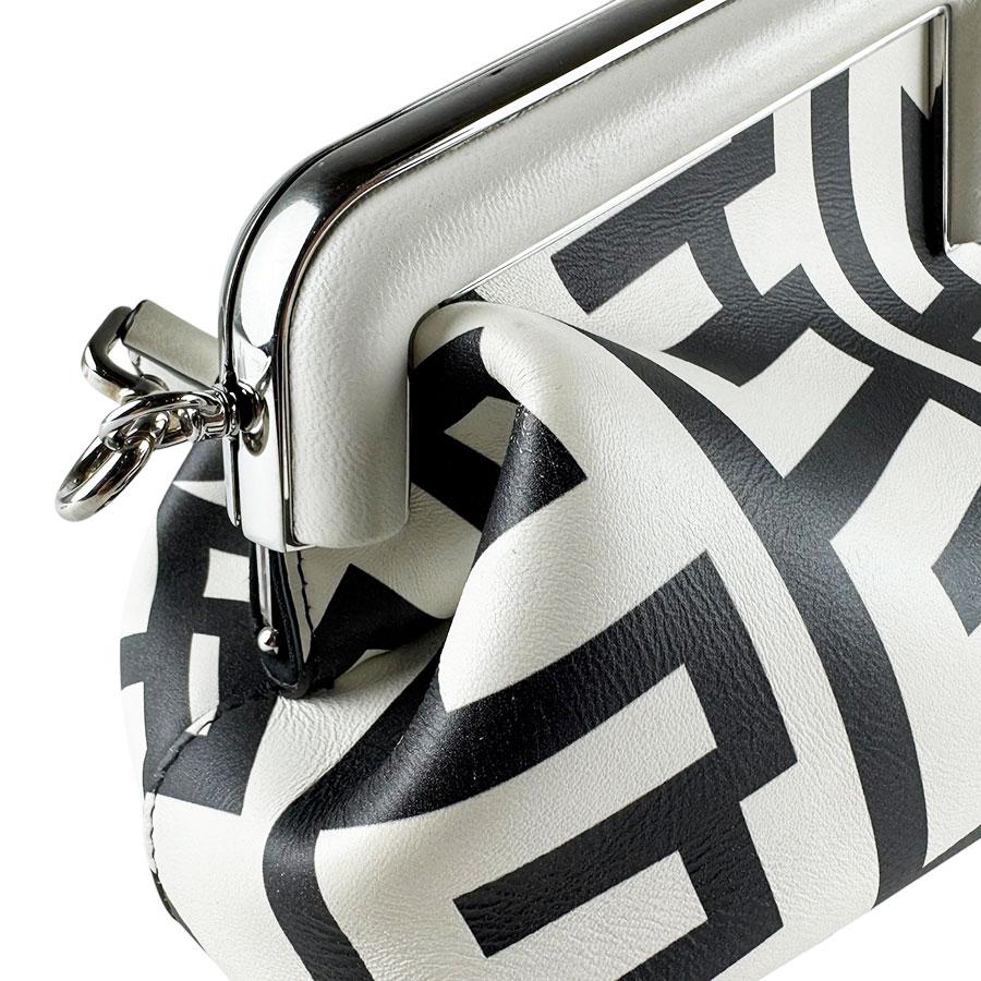 FENDI（フェンディ） ショルダーバッグ MARC JACOBSコラボ ファースト