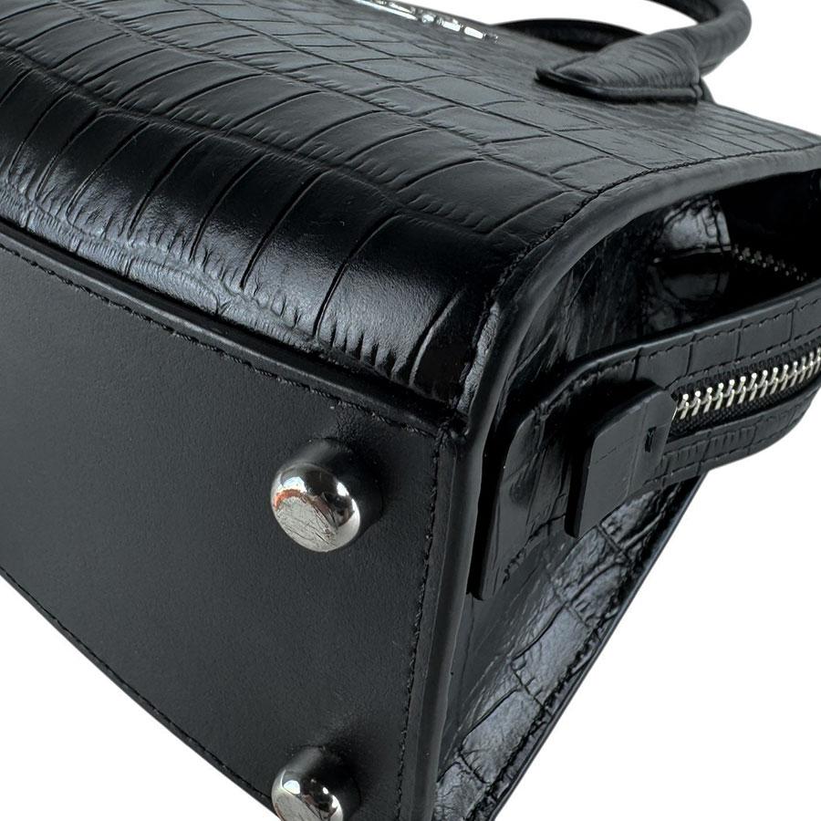 【極美品】コーチ ショルダーバッグ シグネチャー レザー ブラック　保存袋付き COACH（コーチ） ハンドバッグ ショルダーバッグ 型押しレザー