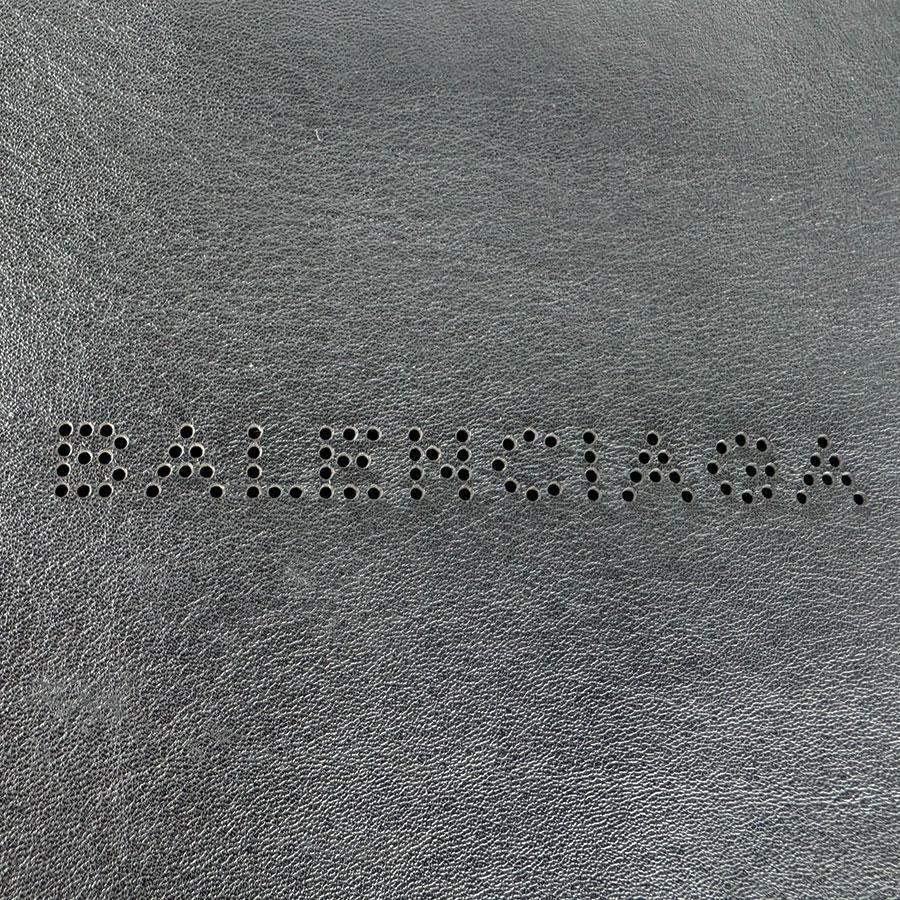 ✨超美品✨BALENCIAGA クラッチバッグ オールレザー A4 デカロゴ 黒