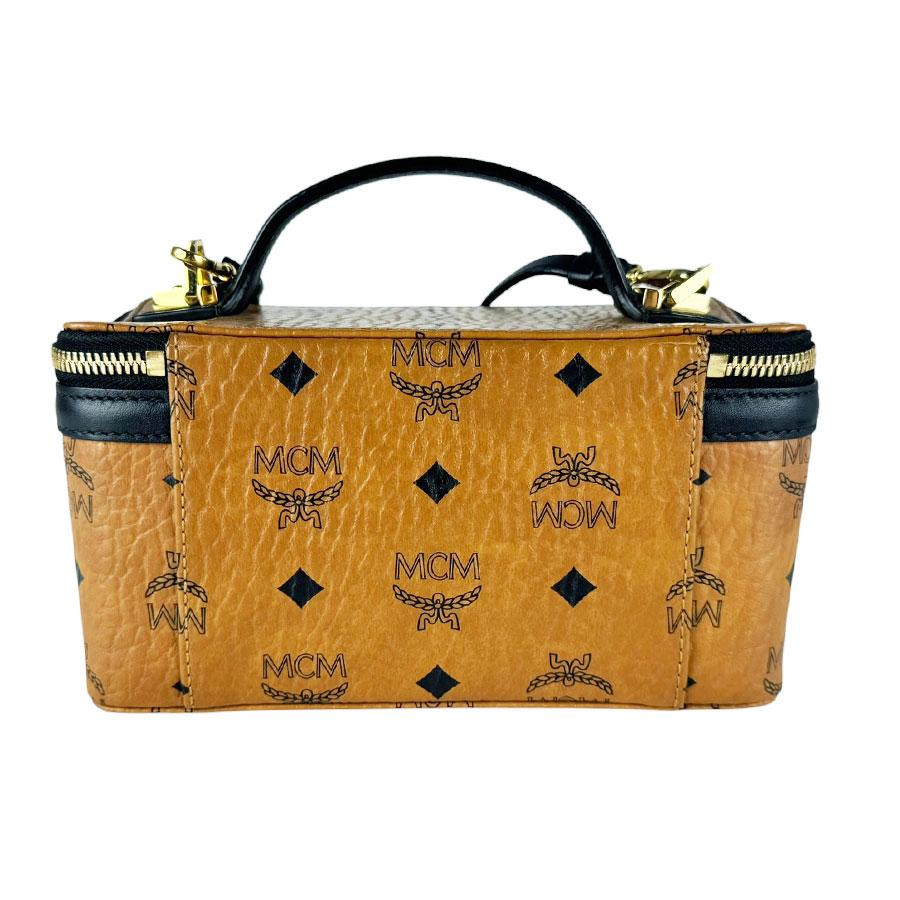 MCM（エムシーエム） エム シー エム ショルダーバッグ レザー