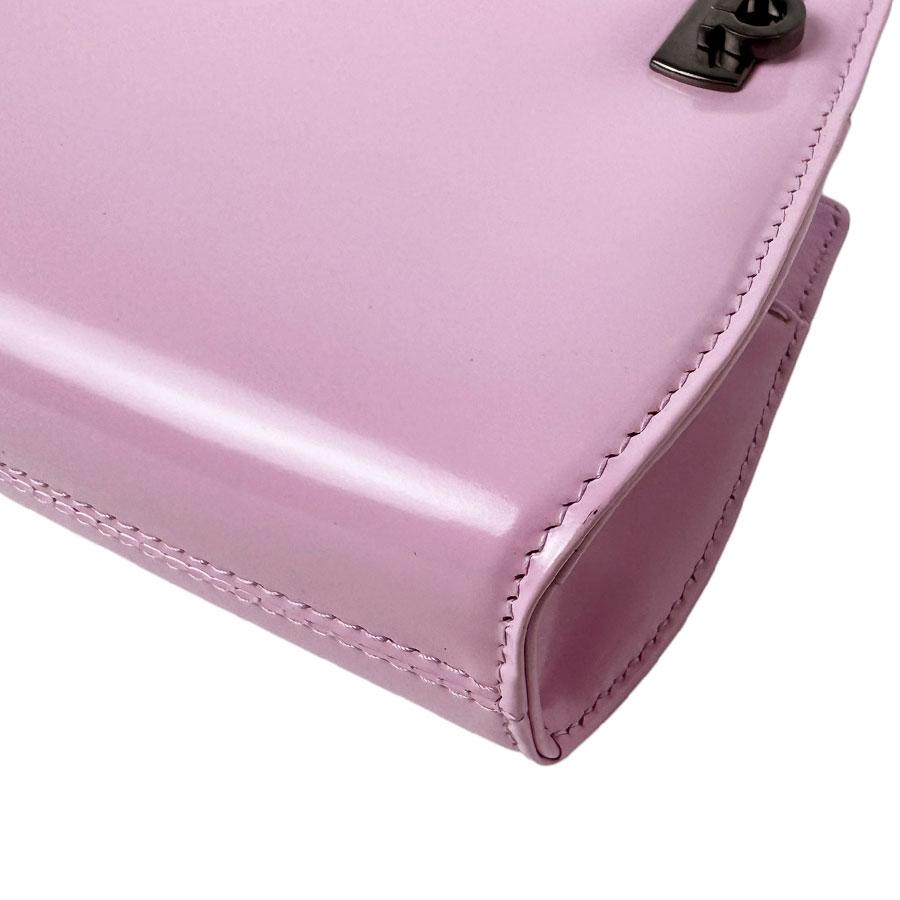 サルヴァトーレフェラガモ Salvatore Ferragamo ハンドバッグ 斜め掛け