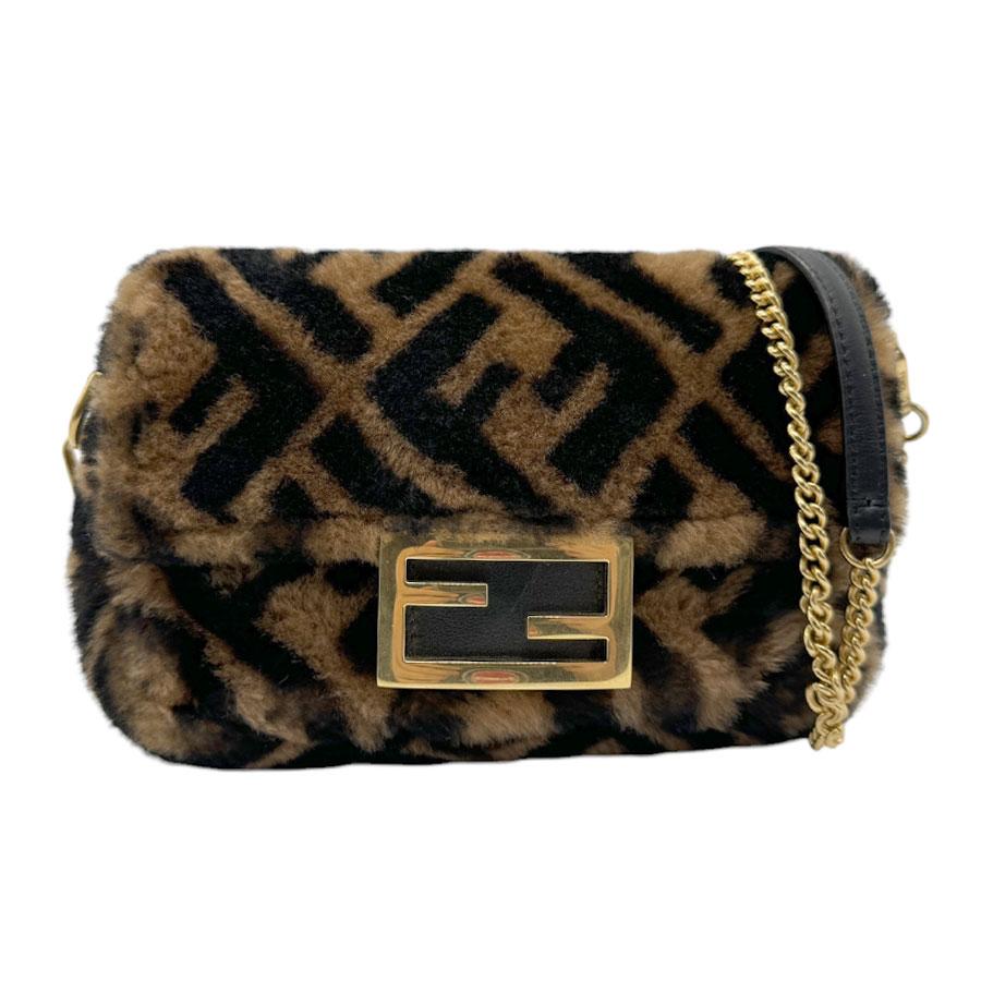 【美品】フェンディ FENDI ミニチェーンショルダーバッグ パイソン 斜め掛け フェンディ FENDI ミニチェーンショルダーバッグ パイソン 斜め掛け