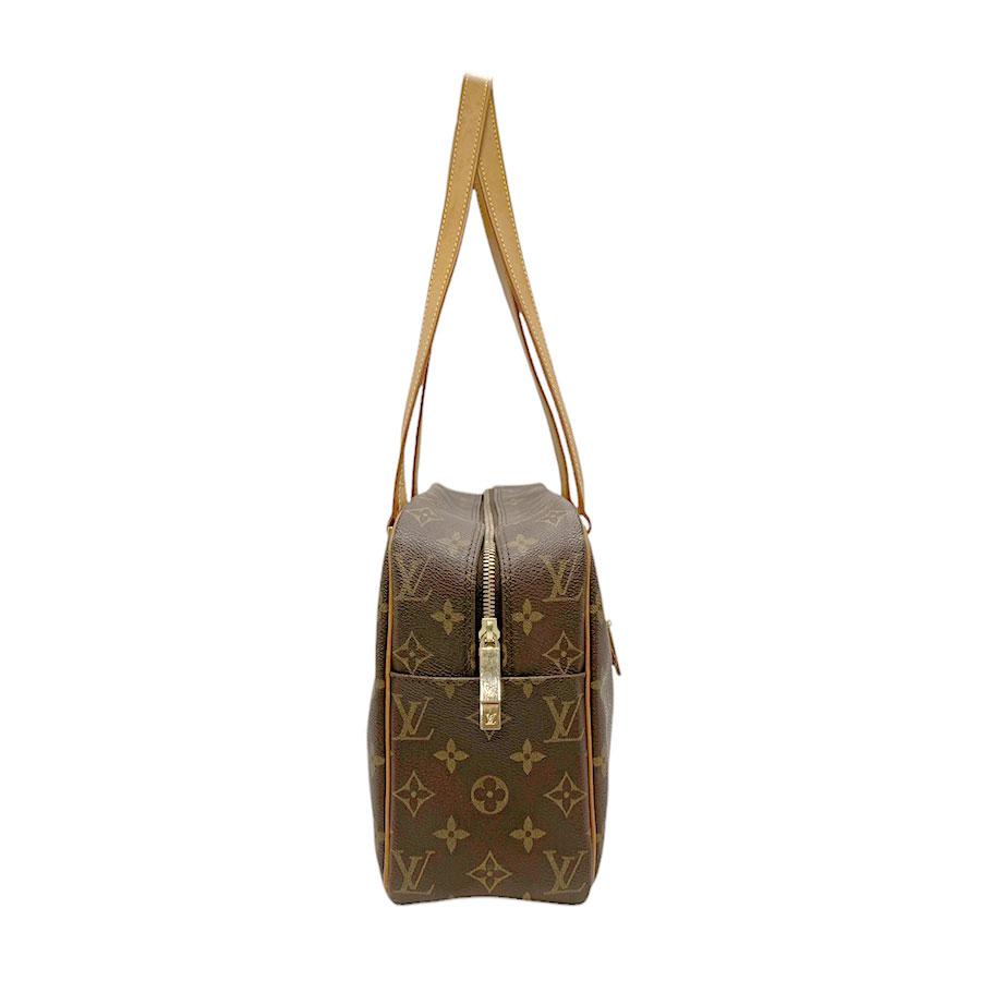LOUIS VUITTON（ルイ・ヴィトン） ルイ ヴィトン ショルダーバッグ