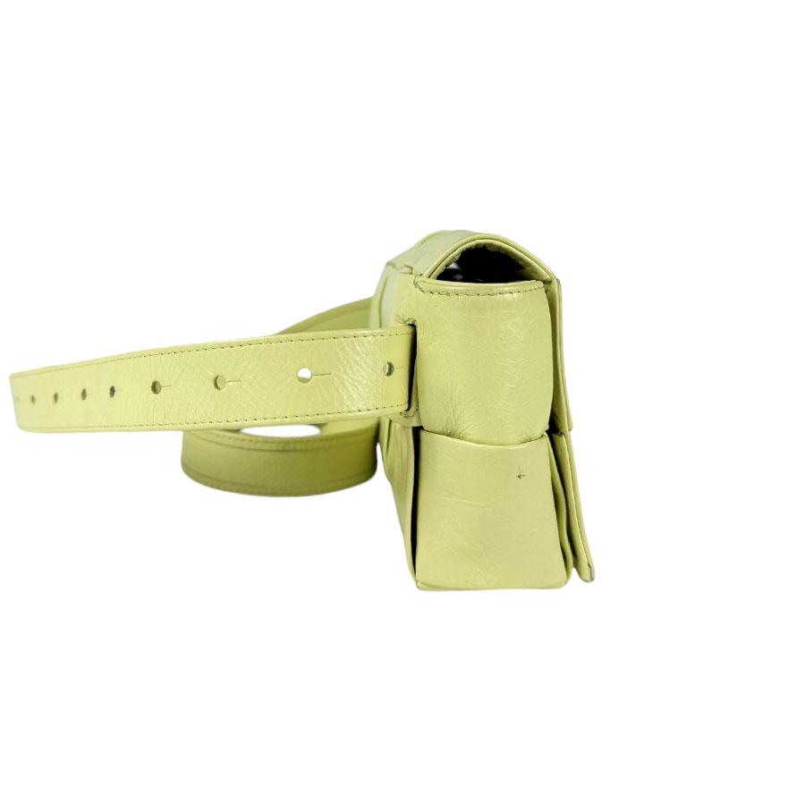 ボッテガヴェネタ BOTTEGAVENETA ボディバッグ カセット レザー ライト
