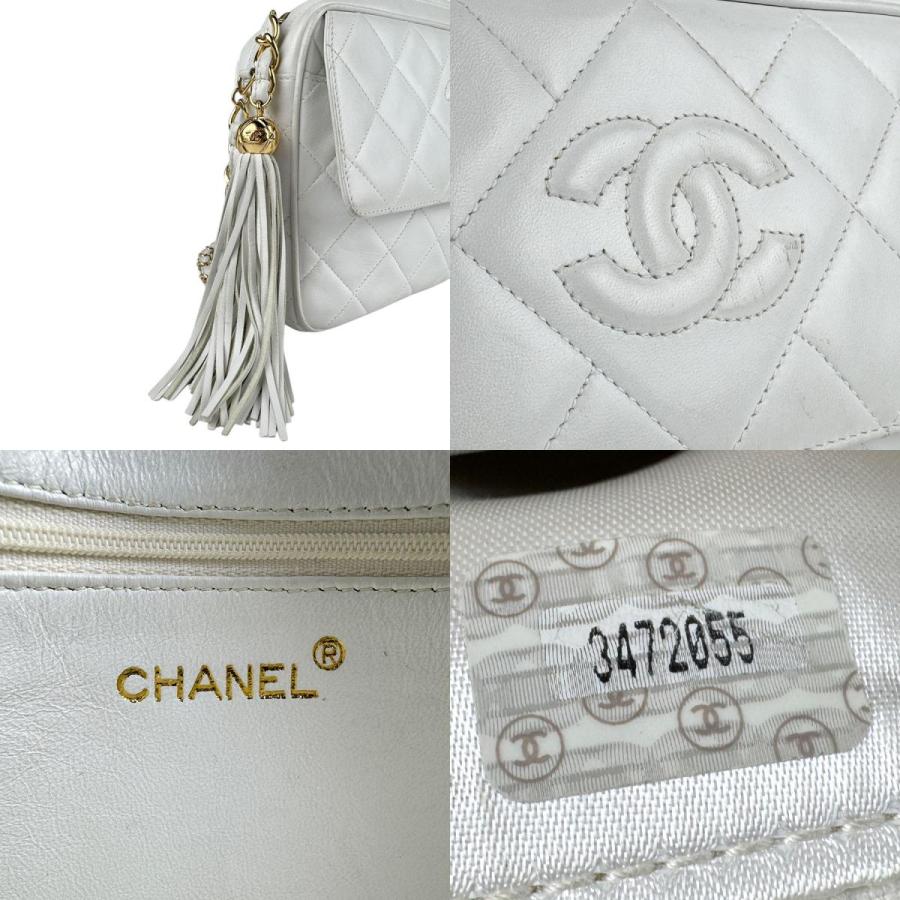 CHANEL（シャネル） ショルダーバッグ レザー ホワイト : ブランド