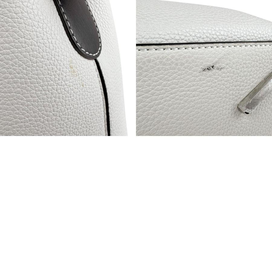 LOEWE（ロエベ） ハンドバッグ ショルダーバッグ T Bucket レザー オフ