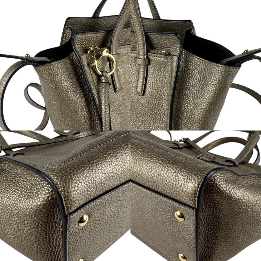 サルヴァトーレフェラガモ Salvatore Ferragamo ハンドバッグ