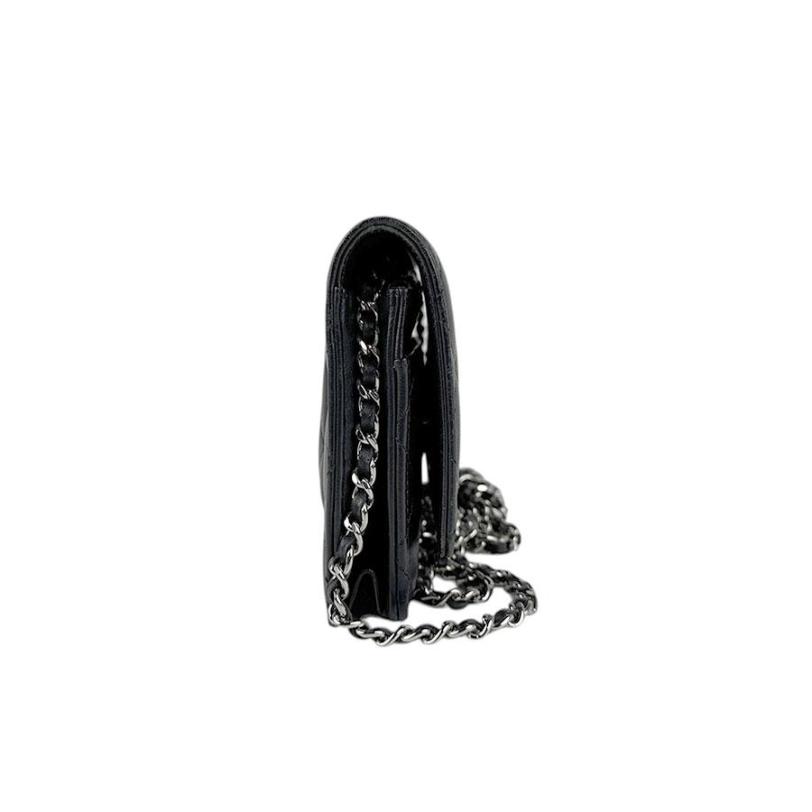 CHANEL（シャネル） ウォレットチェーン 斜め掛けショルダーバッグ