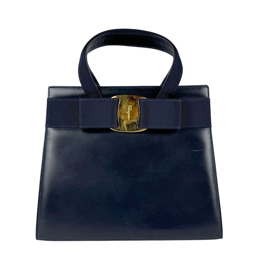 サルヴァトーレフェラガモ Salvatore Ferragamo ハンドバッグ 