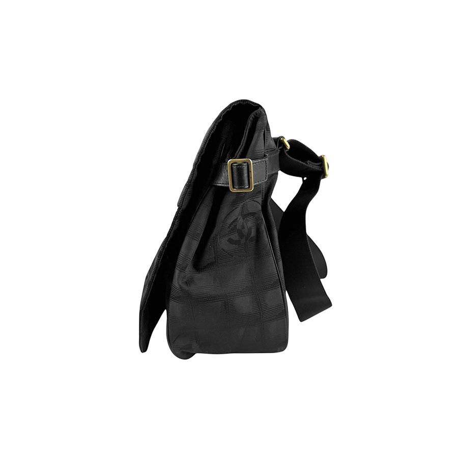 CHANEL（シャネル） ショルダーバッグ ナイロン ブラック : ブランド