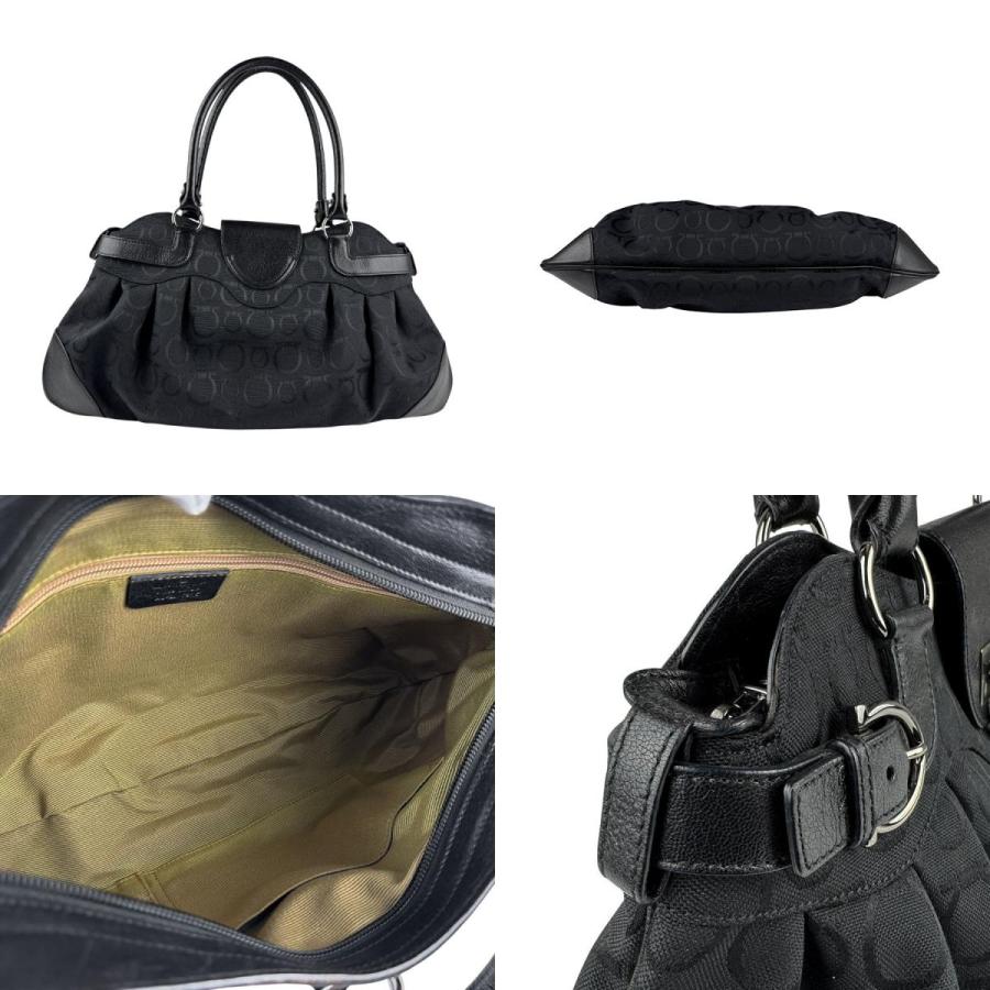 サルヴァトーレフェラガモ Salvatore Ferragamo ショルダーバッグ