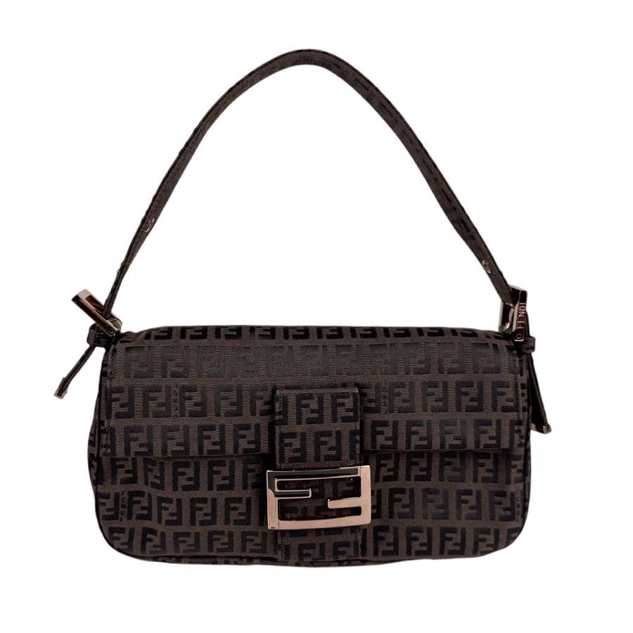 【FENDI/フェンディ】ズッキーノ ショルダーバッグ ブラック FENDI（フェンディ） ショルダーバッグ ズッキーノ Borsa Passaspalla