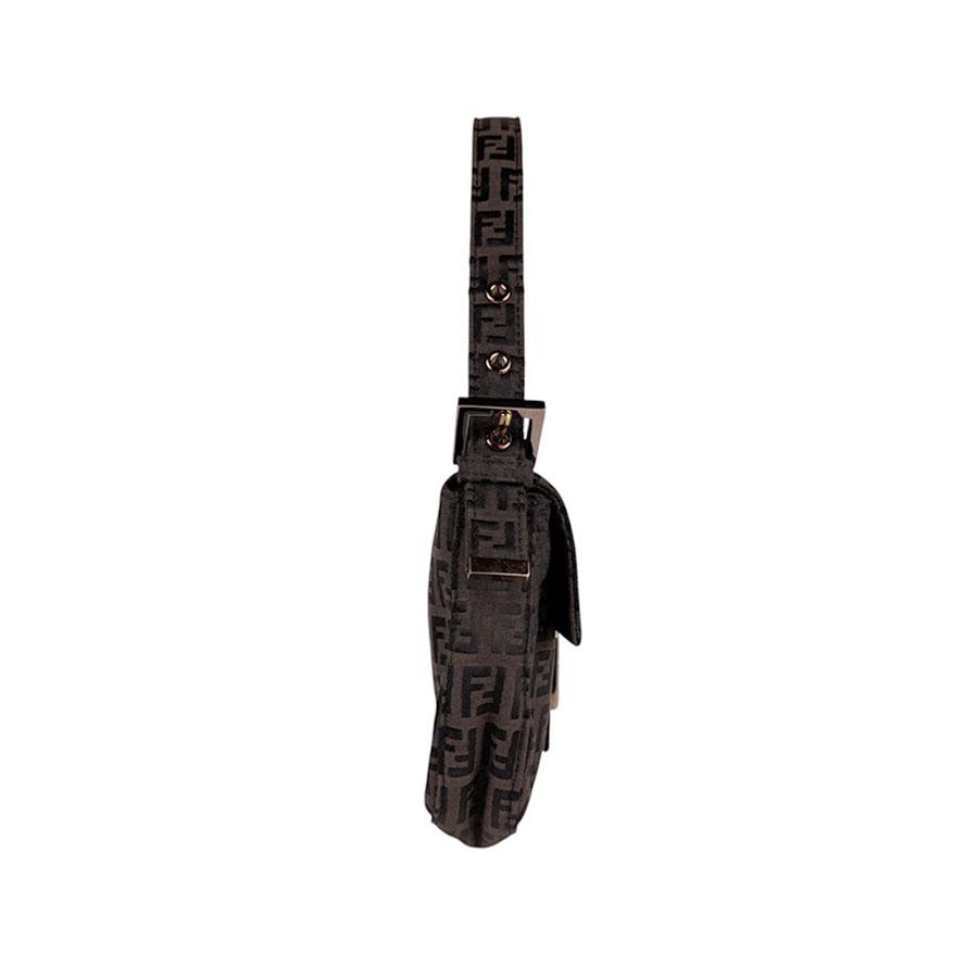 FENDI（フェンディ） ショルダーバッグ ズッキーノ Borsa Passaspalla