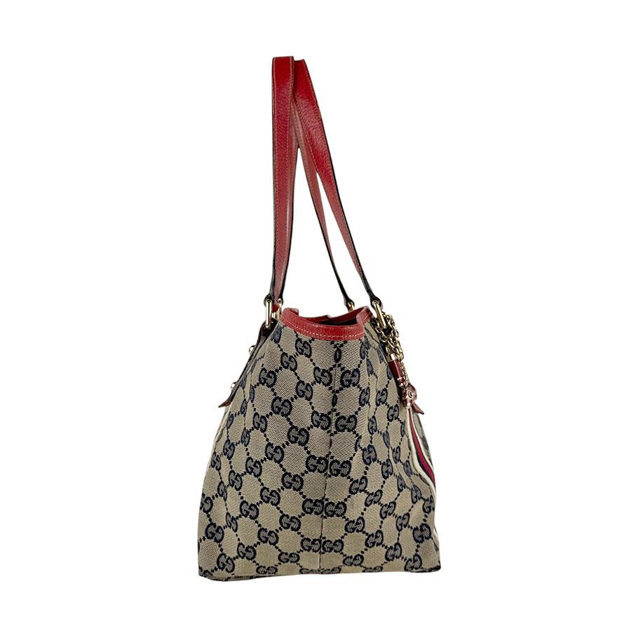 【美品】GUCCI グッチ ショルダーバッグ GGキャンバス 人気 GUCCI グッチ ショルダーバッグ GGキャンバス/レザー ネイビー