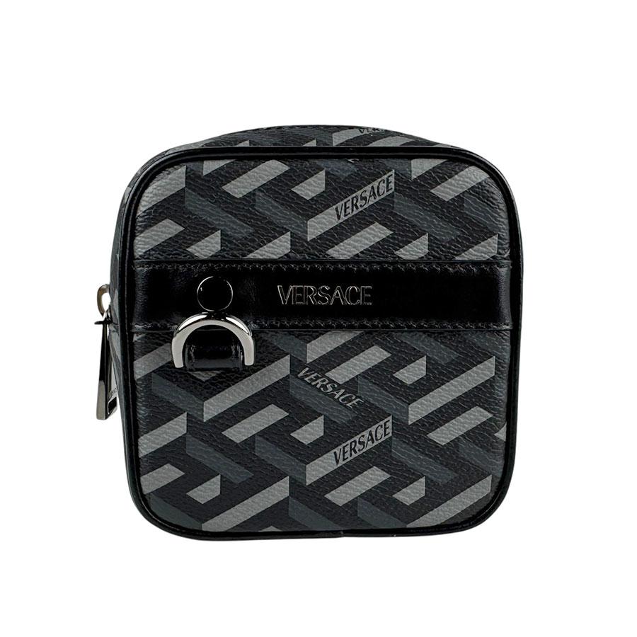 ヴェルサーチ VERSACE ポーチ ベルトポーチ レザー ブラック系  
