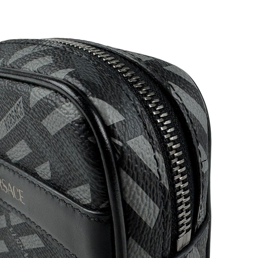 ヴェルサーチ VERSACE ポーチ ベルトポーチ レザー ブラック系 
