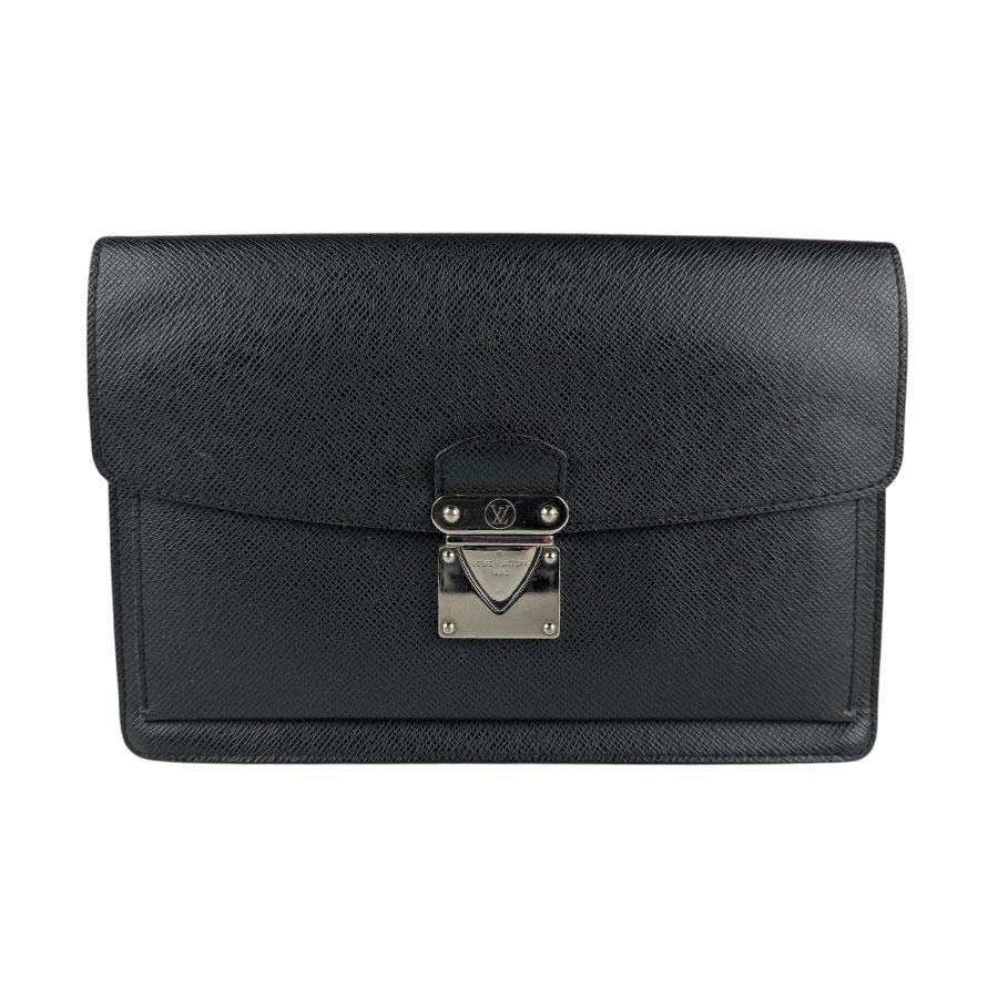 LOUIS VUITTON ルイヴィトンセカンドバッグ タイガ ルイヴィトン セカンドバッグ タイガー