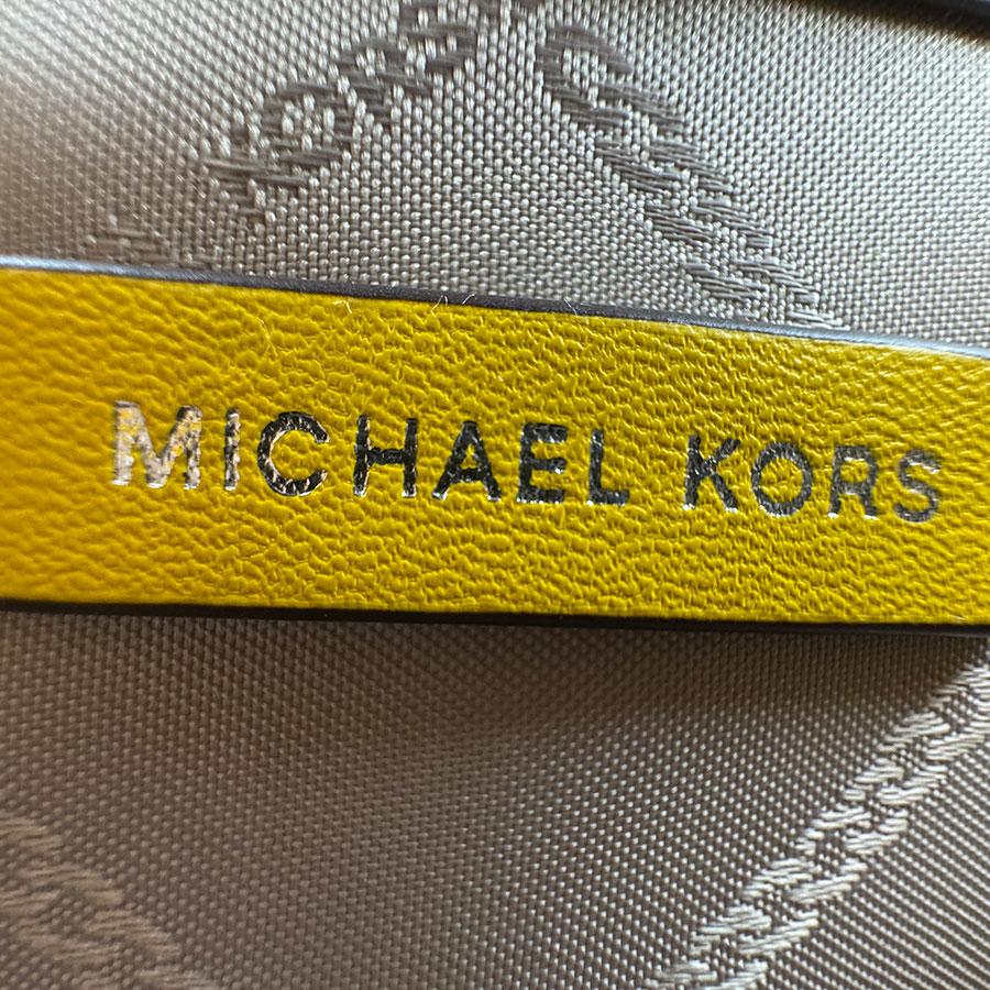 マイケルコース Michael Kors ショルダーバッグ レザー イエロー レディース 送料無料【中古】 z6676 MICHAEL KORS - マイケルコース Michael Kors ショルダーバッグ レザー