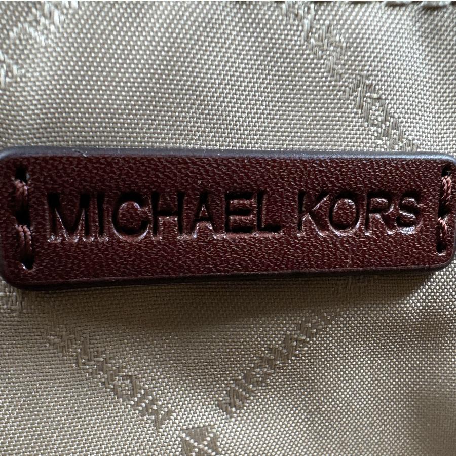 MICHAEL KORS（マイケルコース） 斜め掛けショルダーバッグ レオパード