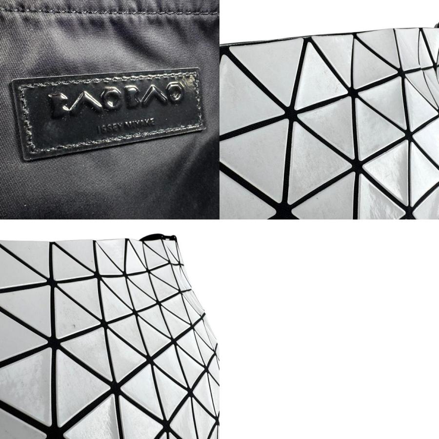 イッセイミヤケ バオバオ ショルダーバッグ ホワイト×ブラック BAOBAO ISSEYMIYAKE バオバオ イッセイミヤケ ショルダーバッグ PVC
