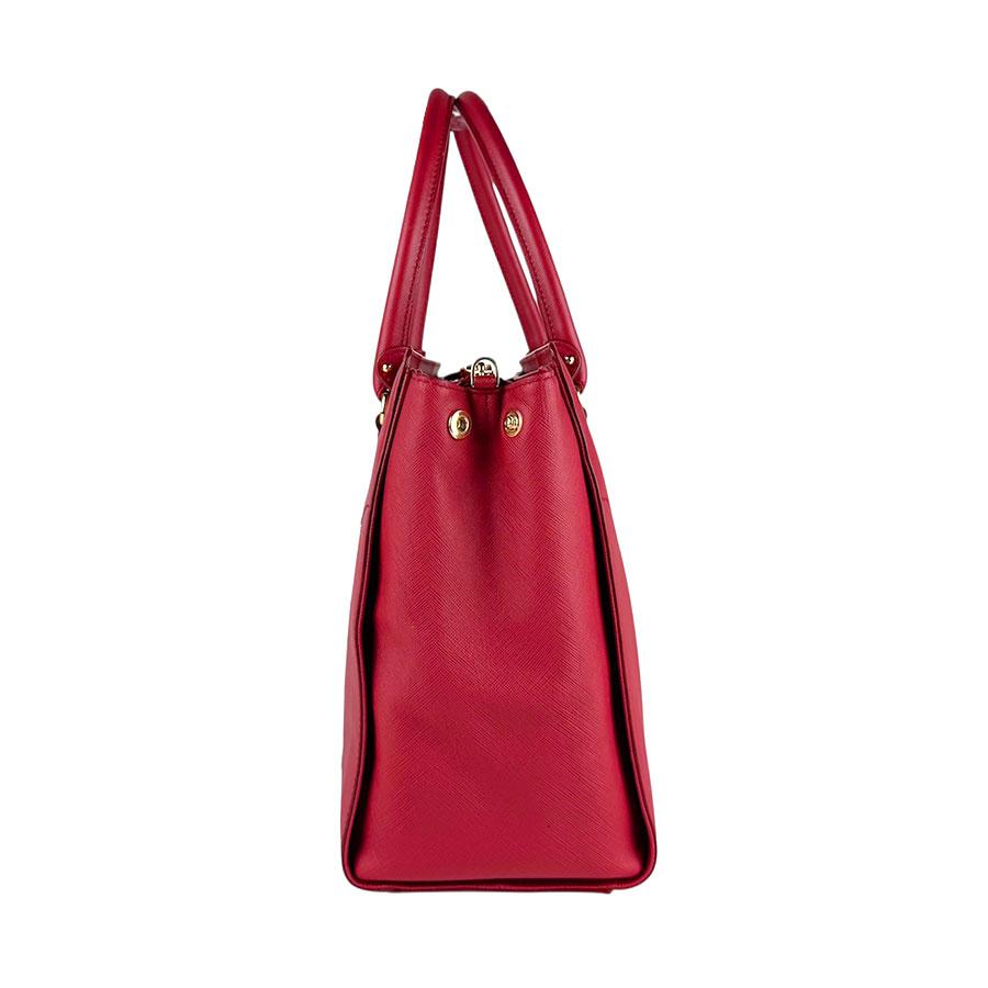 サルヴァトーレフェラガモ Salvatore Ferragamo ショルダーバッグ